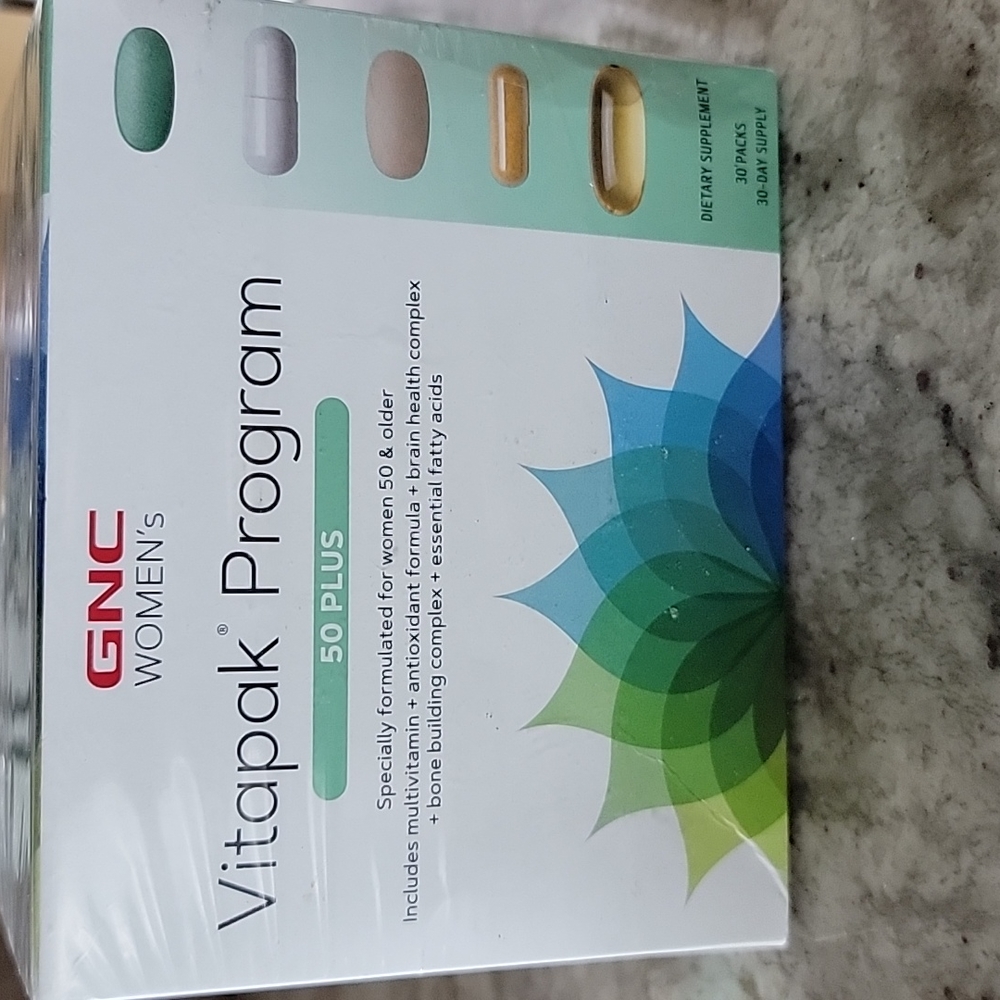 GNC Womens Vitapak Program 50 Plus